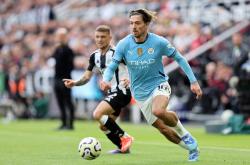 爱游戏官网-纽卡斯尔客场不敌对手，遭遇连败