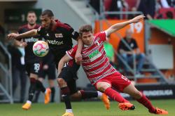 爱游戏网页版-关于沃尔夫斯堡对阵莱比锡红牛，胜者赢得关键胜利的信息