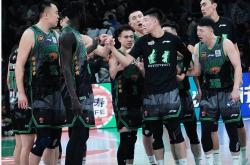 爱游戏官网-相互谦逊合作，新秀球员展现潜力的简单介绍