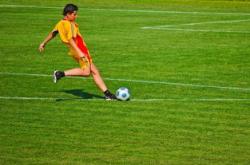 爱游戏网页版登录入口-恒大客场战平上港，继续领跑中超积分榜的席位