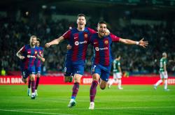 爱游戏官网入口-巴塞罗那客场告捷，积分榜登顶的简单介绍