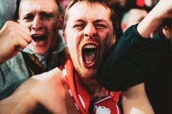 爱游戏app-里尔队通过出色的表现，取得胜利