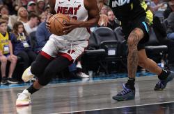 爱游戏官方入口-热火击败步行者升至东部第二，巴特勒砍下20分的简单介绍