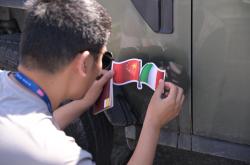 爱游戏网页版入口-北美球迷展示自制国际足球标语，备战洲际杯的简单介绍