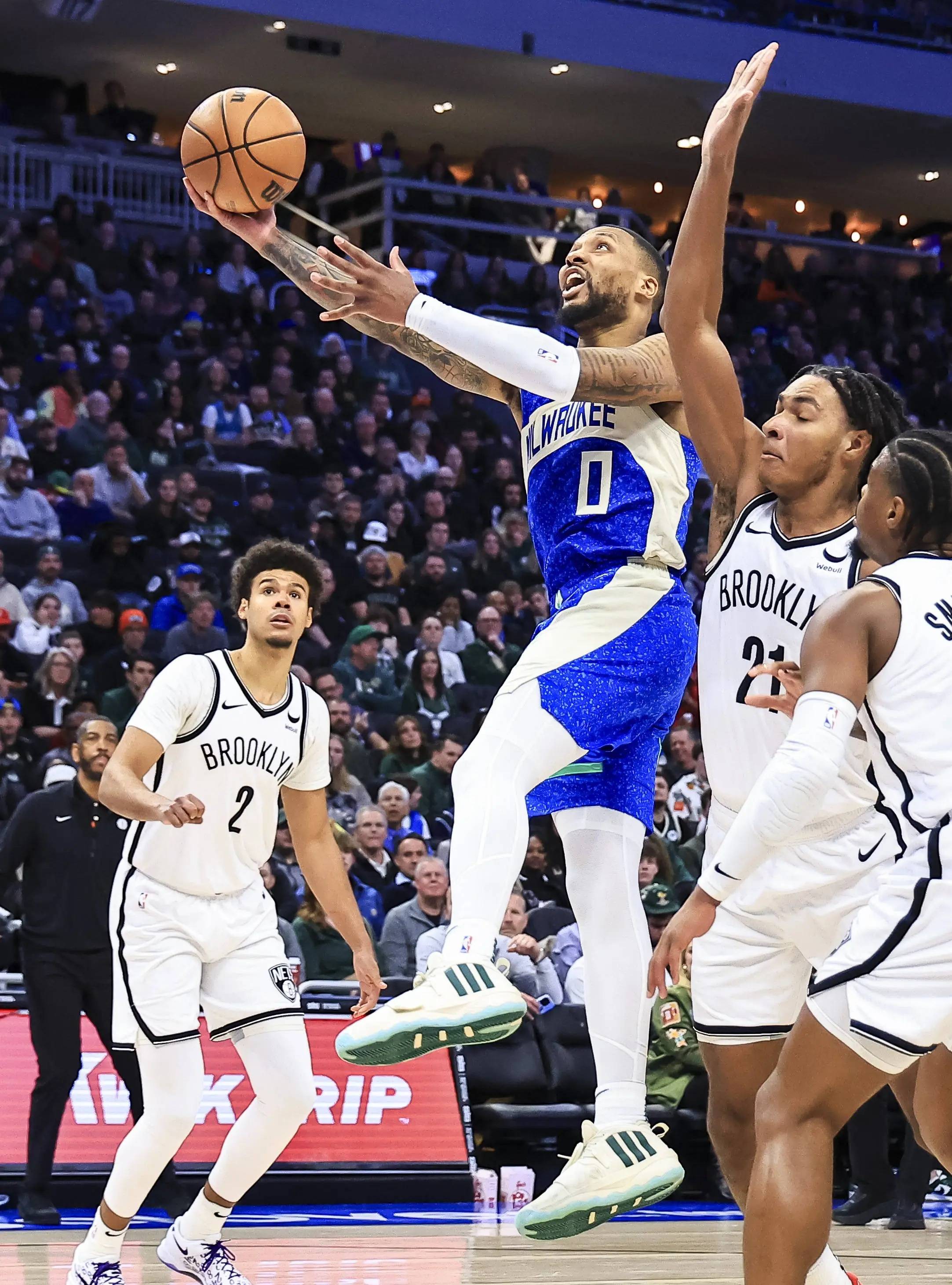 雄鹿球星状态火热，领衔三巨头统治球场！的简单介绍