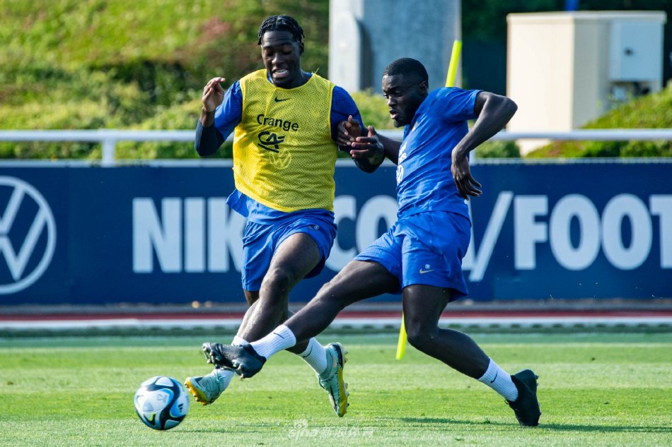 欧洲顶级国家队集结备战,实力碰撞引燃激情 欧洲顶级国家队集结备战,实力碰撞引燃激情