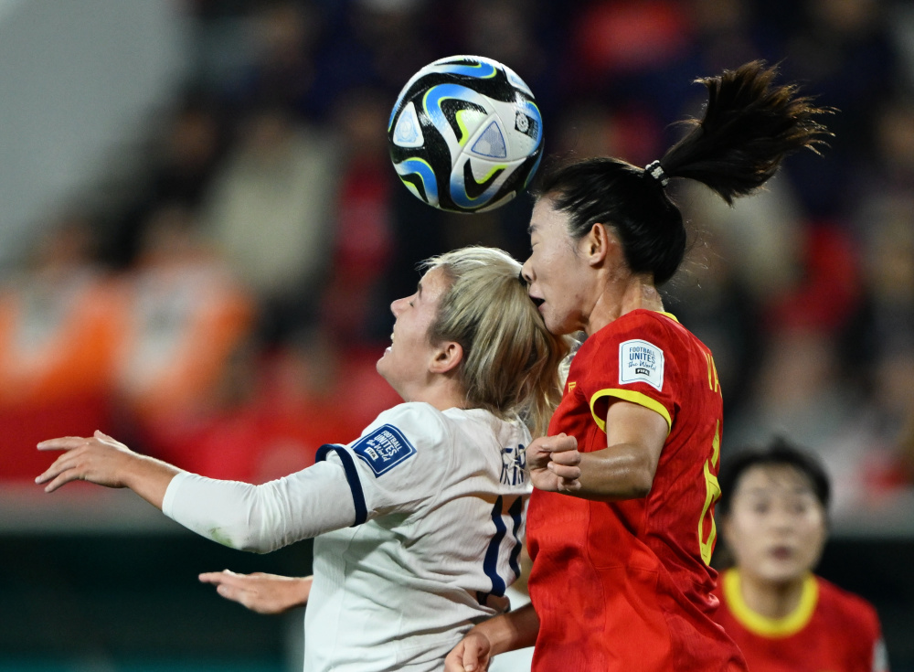 关于英格兰女足迎接挑战，积极备战的信息