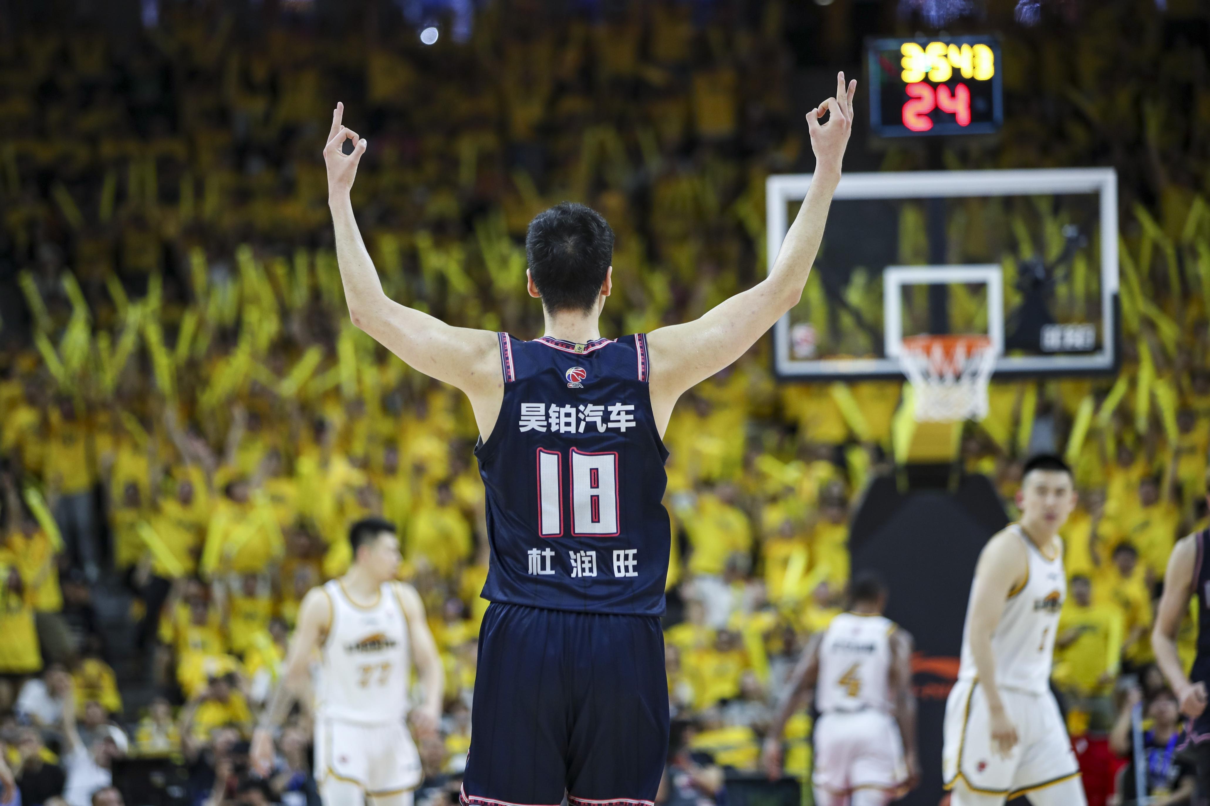 广东队大胜，夺得最新一场胜利