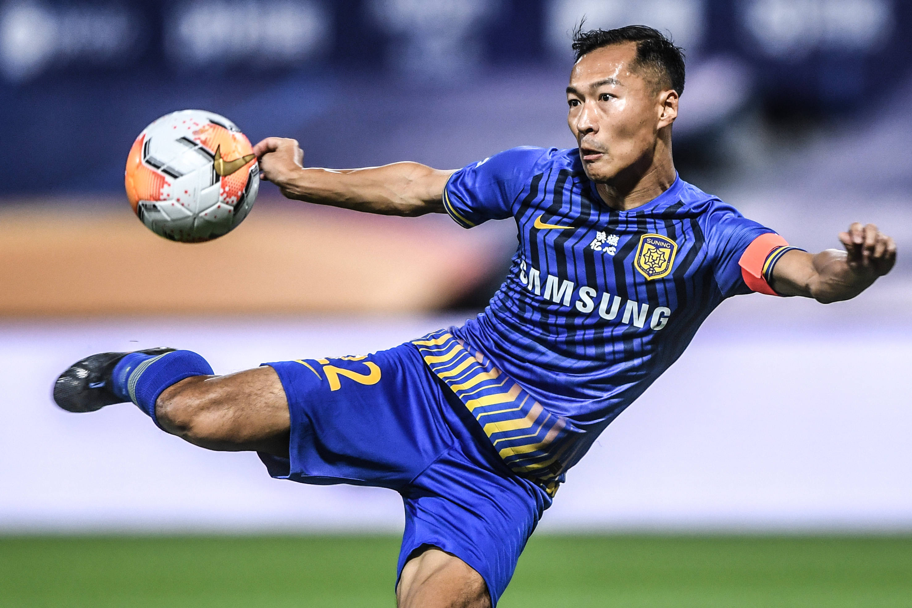 江苏苏宁展现出强劲的进攻实力，取得胜利的简单介绍