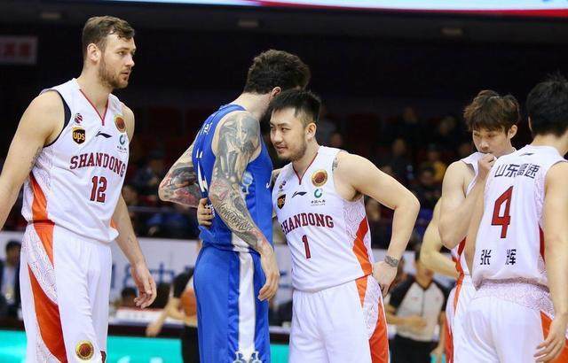 陕西男篮狂胜山东，河南队客场不敌河北