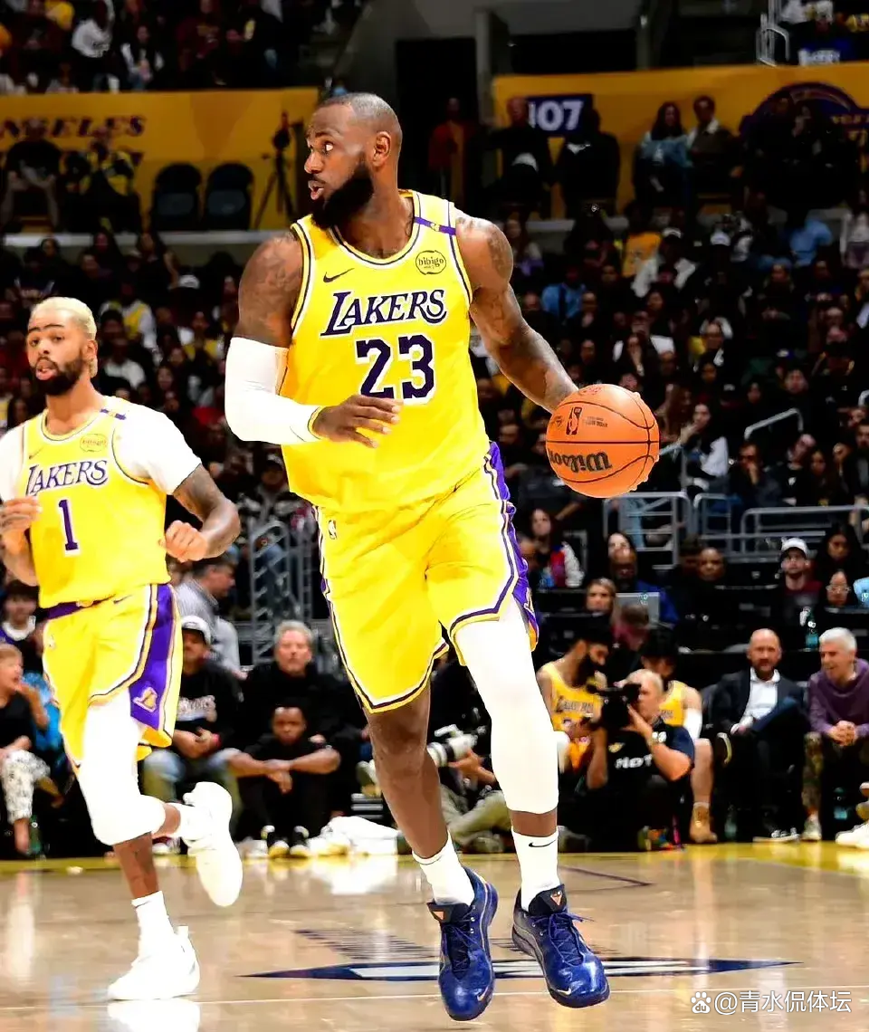 勇士遭逆转，失利湖人