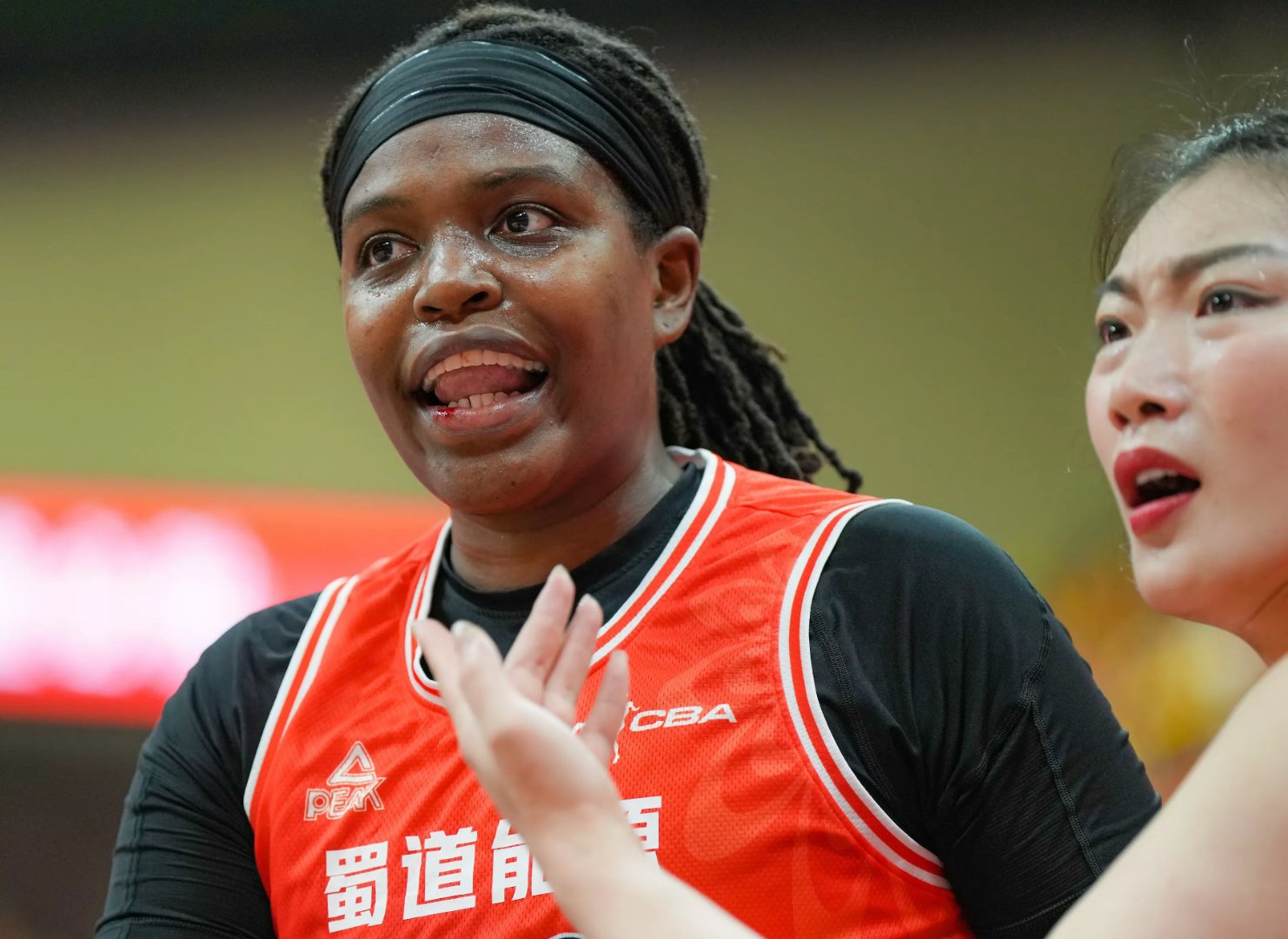 四川女篮运球得当，实现惊人逆转