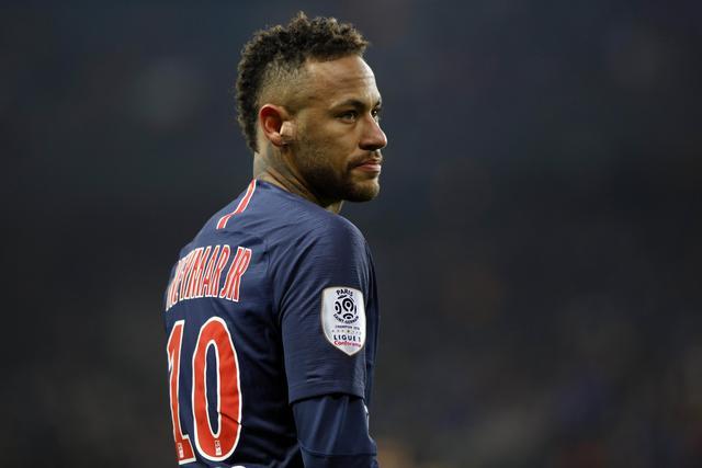 关于莱比锡红牛客场逆转，取得关键三分的信息