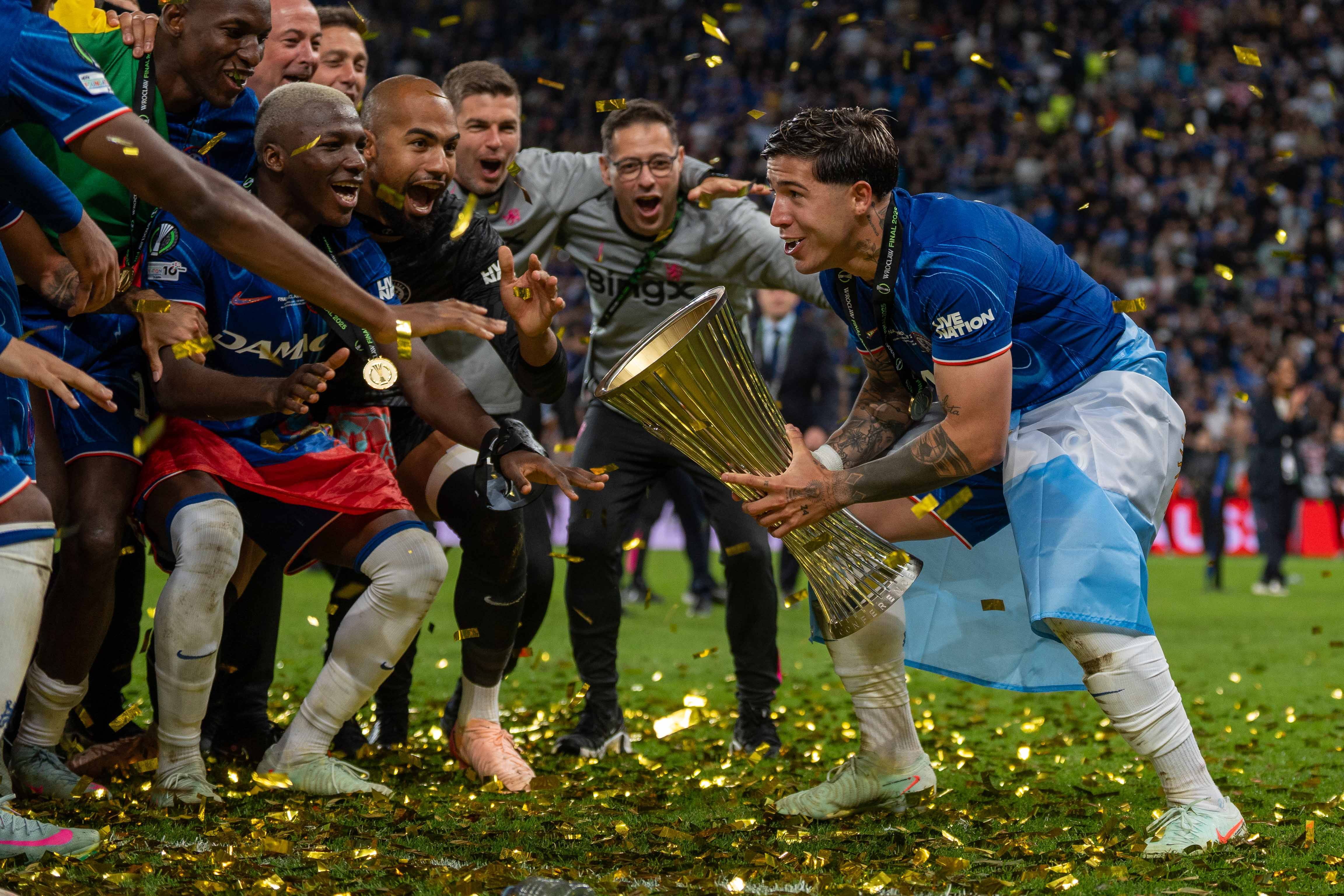 切尔西获得联赛保级连续两场