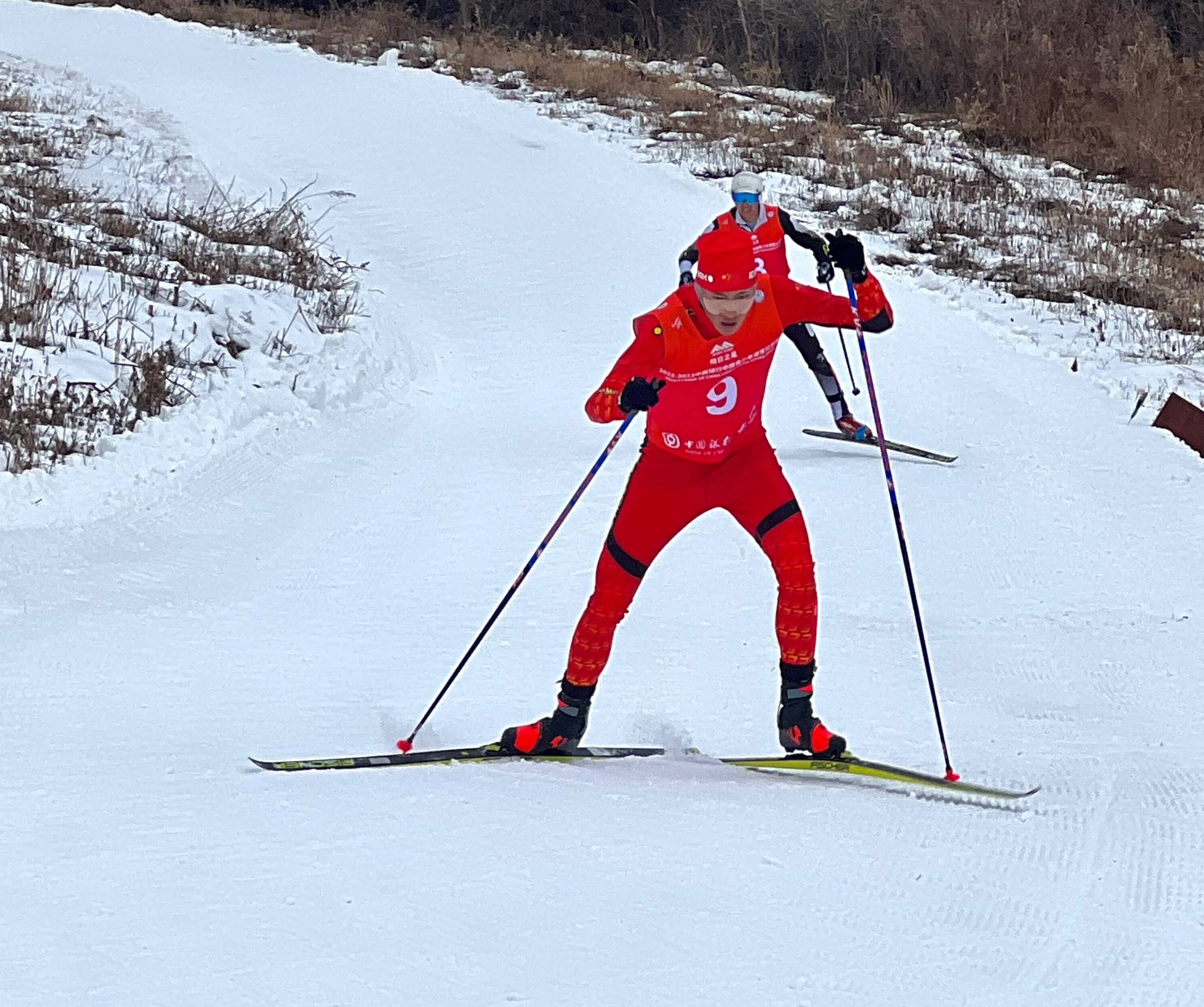 汉诺威队员表现稳定,全力拼搏的简单介绍 汉诺威队员表现稳定,全力拼搏的简单介绍